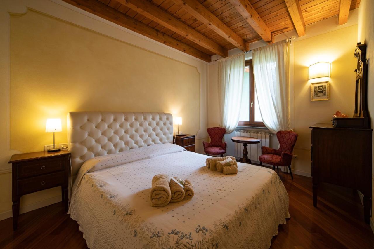 סולאזנו Romantic Lake View House מראה חיצוני תמונה
