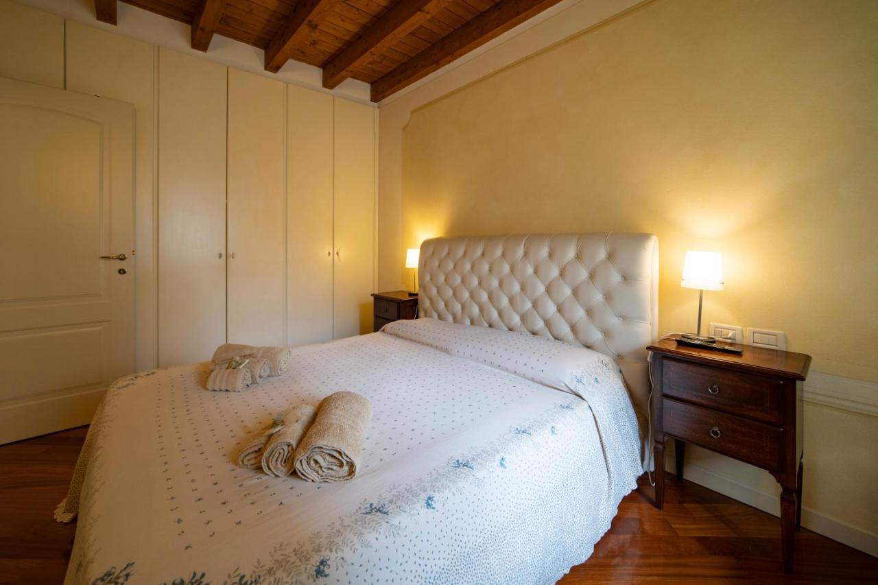 סולאזנו Romantic Lake View House מראה חיצוני תמונה
